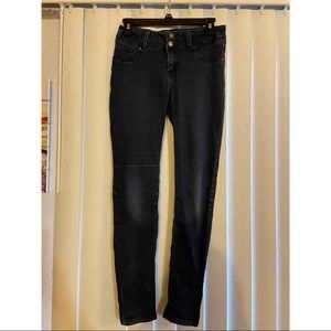 Dark wash high waisted jeans